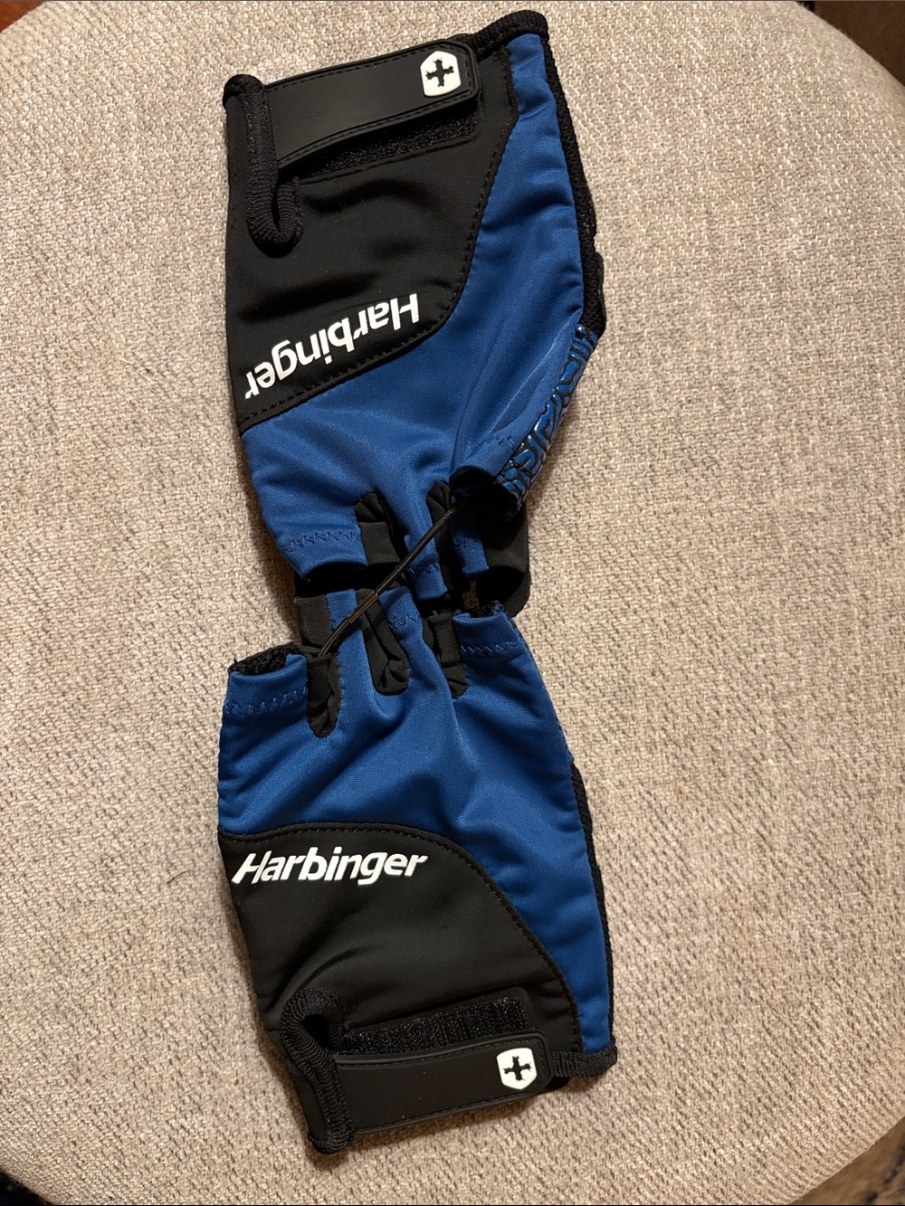 Harbinger NEW Men's Blue Weightlifting Wrist Wrap Gloves - Picture 2 of 5
